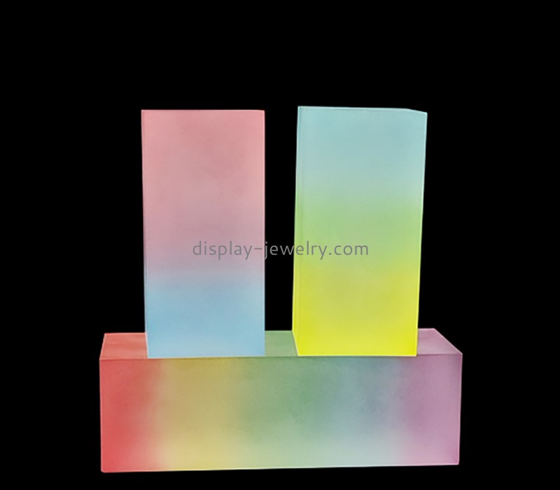 China perspex manufacturer custom rainbow color acrylic jewelry display blocks ODJ-152