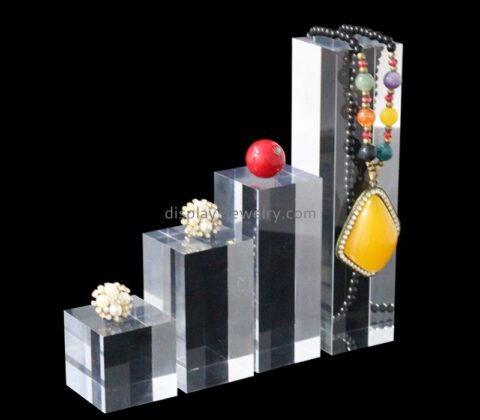 Plexiglass products manufacturer custom acrylic crystal square column jewelry display props ODJ-140