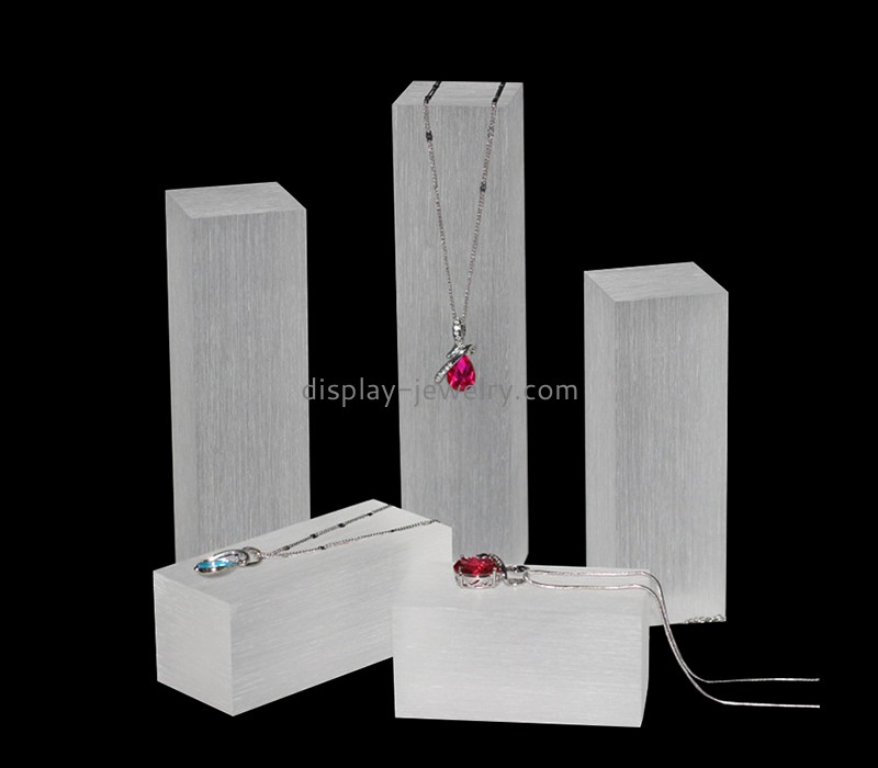 Plexiglass item supplier custom acrylic necklace display props blocks NDJ-832