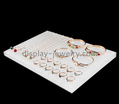 Acrylic products manufacturer customized acrylic retail luxury ring holder display RDJ-236