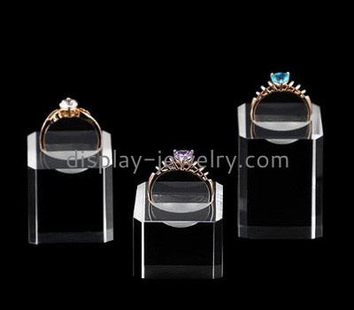 Acrylic display manufacturers customized acrylic cubes solid ring display holder RDJ-209