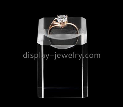 Acrylic suppliers wholesale acrylic blocks ring display RDJ-208