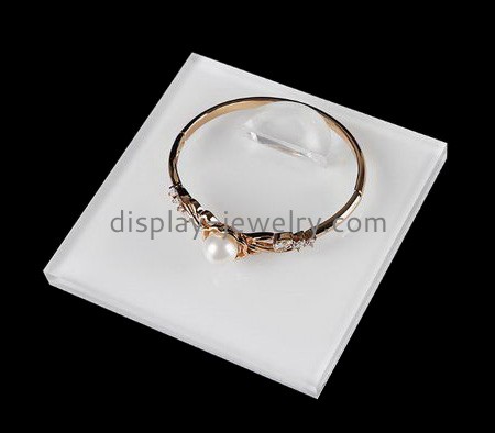 Store display manufacturers customized plexiglass block gold ring holder RDJ-168