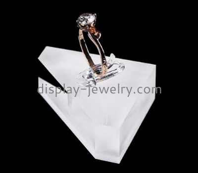 Jewelry display manufacturers wholesale acrylic ring displays RDJ-128