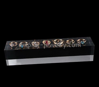 Jewelry display manufacturers customized acrylic block ring display RDJ-126