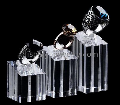 Factory custom plastic displays cheap jewelry stands and displays acrylic ring holder RDJ-067