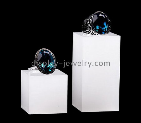 Customized display cubes acrylic counter displays wholesale jewelry store display RDJ-025