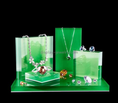 Plexiglass manufacturer customized acrylic retail jewellery display blocks ODJ-113