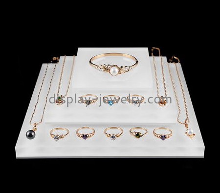 Retail display manufacturers customized acrylic jewelry display holder ODJ-063