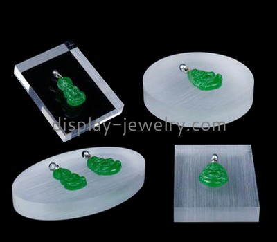 Jewelry display manufacturers customize perspex blocks for display pendant ODJ-016