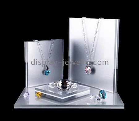 Customize acrylic jewelry stands and displays NDJ-589