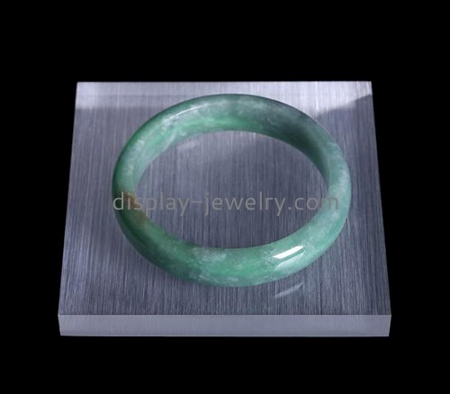 Jewelry display manufacturers customized lucite bangle holder stands for display BDJ-115