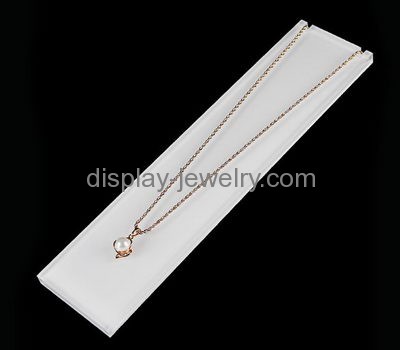 Customize white lucite necklace holder NDJ-565