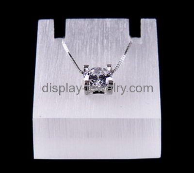 Customized acrylic plastic holder white necklace display jewelry display stands for sale NDJ-022