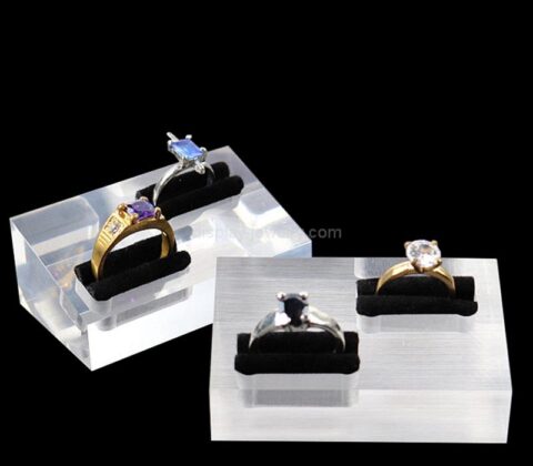 Wholesale custom acrylic wedding rings display block