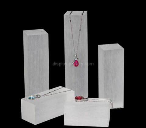 Wholesale custom acrylic jewelry necklaces display blocks