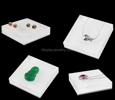 Wholesale custom acrylic jewelry display blocks